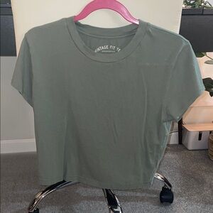 Vintage Women's Sage Green Short Sleeve Tee